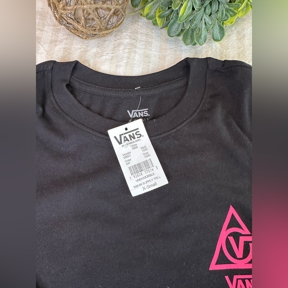 Vans Women’s 66 Supply Long Sleeve Tee in Black/Pink Size XS NWT - Picture 13 of 13